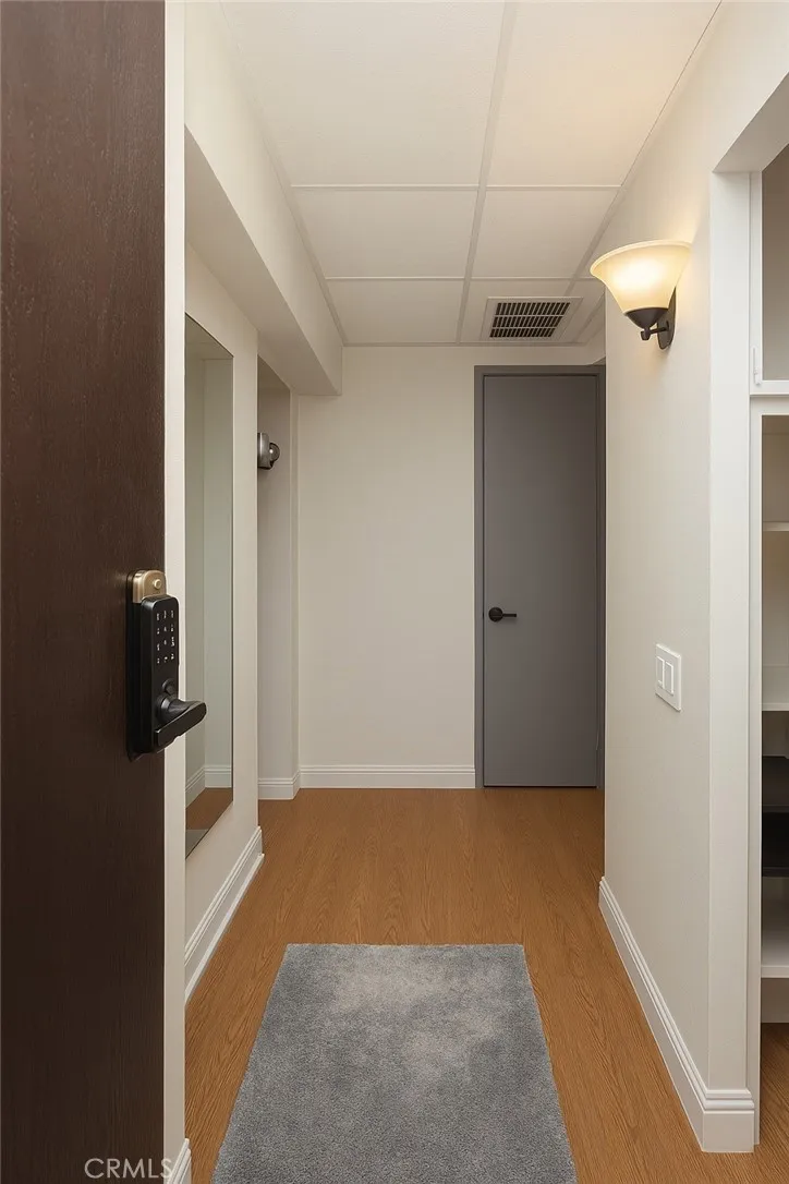 421 S La Fayette Park Place 607, Los Angeles, California 90057 home-pic-8